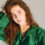Clairo bio and picture