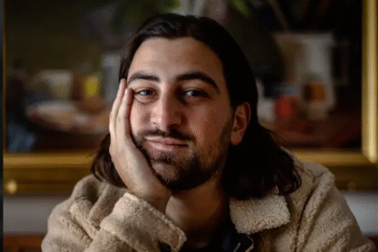 Noah Kahan biography & Picture