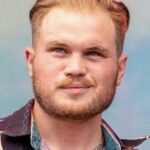 zach bryan bio and photo