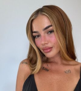 Singer Loredana Zefi photo